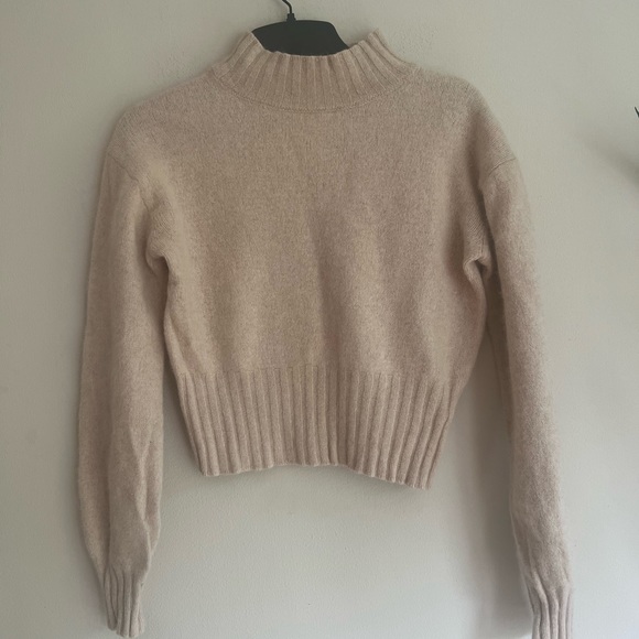Fray I.D woman’s turtleneck crop sweater - Picture 3 of 7
